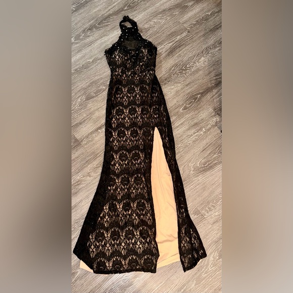 Jodi Kristopher Dresses & Skirts - Jodi Kristopher Black Lace Maxi Dress